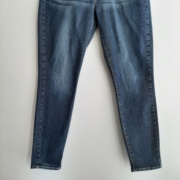 Signature by LEVI' STRAUSS Curvy Skinny Blue Jeans Sz 16 - Picture 5 of 10